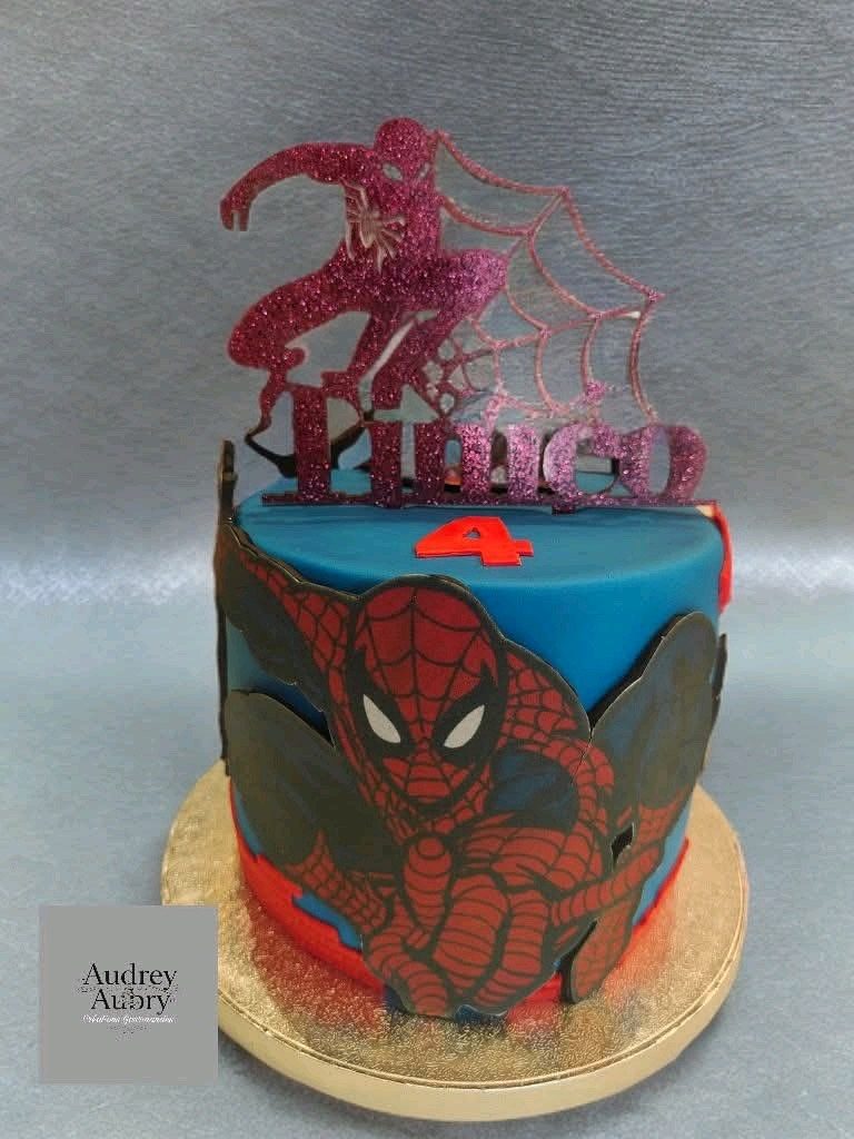 Gâteau anniversaire Spider-Man bleu rouge enfant 4 ans — Audrey Aubry